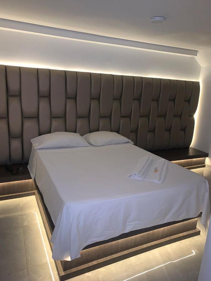 Ayenda Apartahotel Noche De Luna Cali Ngoại thất bức ảnh